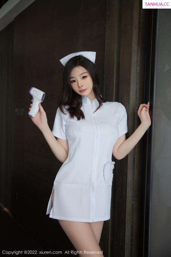 [XiuRen]高清写真图 2022.12.20 No.6020 是小逗逗 护士服美腿